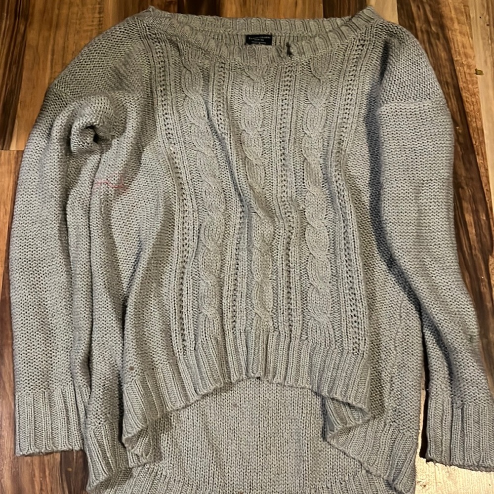 grey sweater